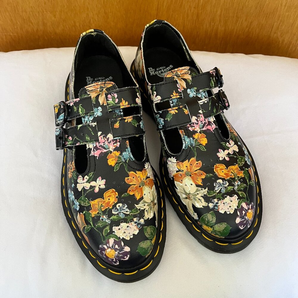 Dr. Martens Floral Leather Mary Janes | Black with flowers | UK 6 / US 8 / EU 39